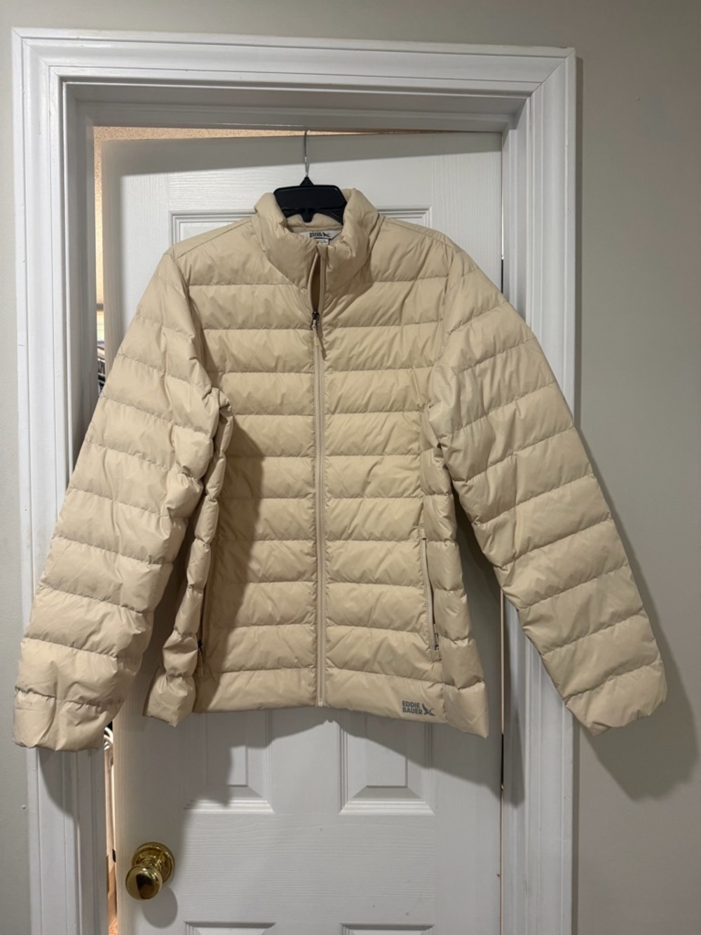 Eddie Bauer Cream Quilted Puffer Jacket - Women's